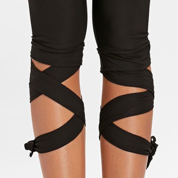 //SOLD OUT//January Summer - Picture 2 of 5